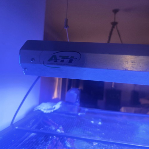 Ati 6×24W T5 + LED aquarium light used with app control and Noctua fans
