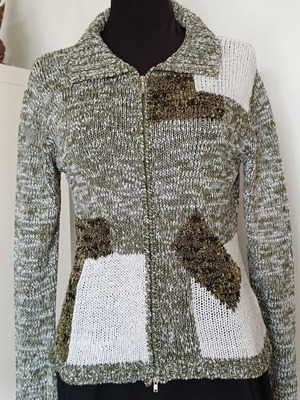 Knitted cardigan with zipper like new, white and khaki