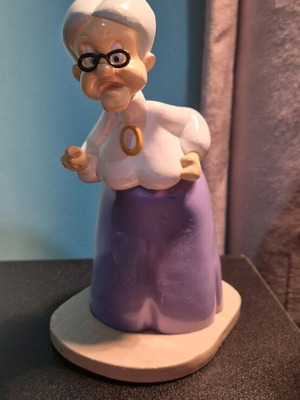 Looney Tunes Granny collectible figure like new
