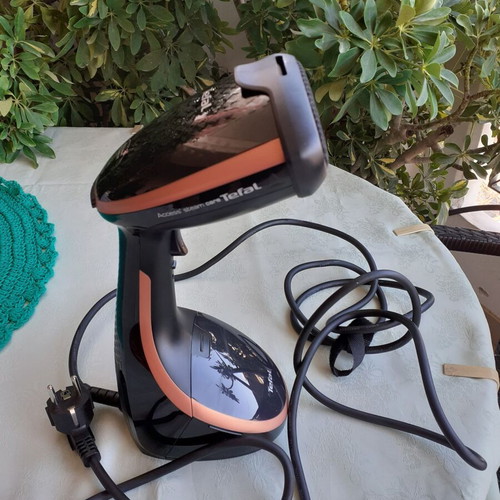 Tefal Access Steam Care DT9100 garment steamer used