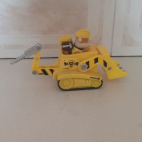 Paw Patrol figure (Rubble) with vehicle used