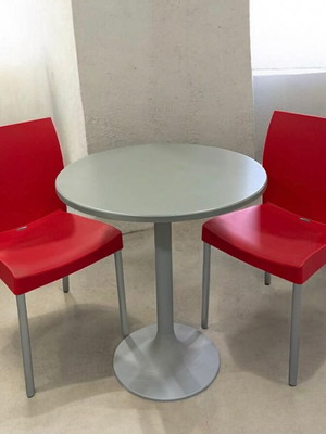Table with lid Φ65 and 2 PVC chairs new in 2 colors