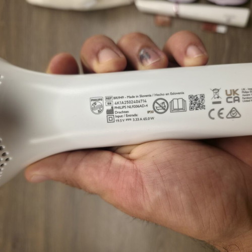 Philips Lumea Series 8000 IPL hair removal device like new