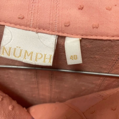 Pink salmon shirt size L like new