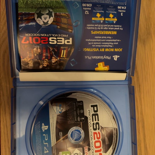 PES 2017 PS4 game like new