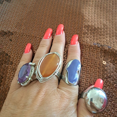 Fo bijoux rings used, set of 4, with slight color wear