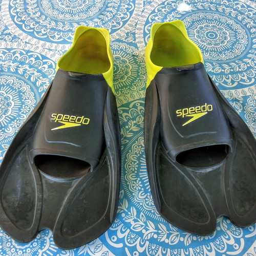 Speedo swim fins size 39-41, used