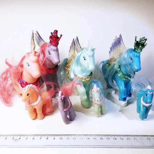 Plastic pony figures set used, plastic toy ponies