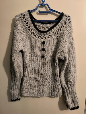 Handmade women's knitted sweater gray like new with gift ribbon