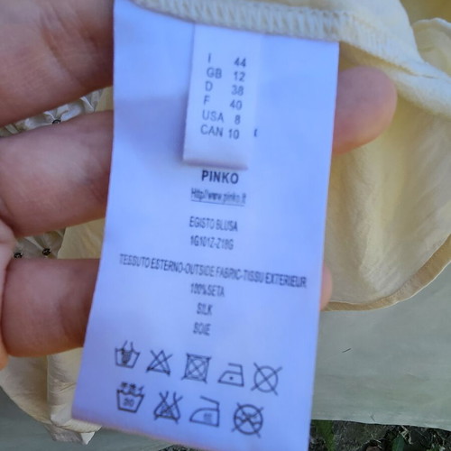 Pinko 100% silk blouse size S, beige