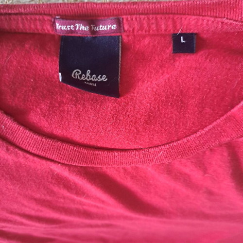 Rebase men's short-sleeve t-shirt used, size L, red