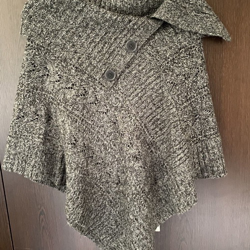Poncho gray knitted with special collar, like new