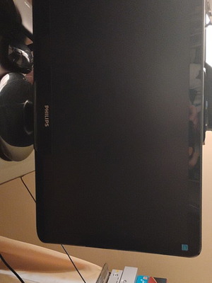 Philips 224EL2 σαν καινούργιο, πλήρως λειτουργικό