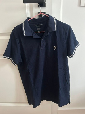 American Eagle men's t-shirt size M like new, blue