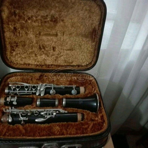 Jupiter Clarinet Si Flat Like New with Carrying Case