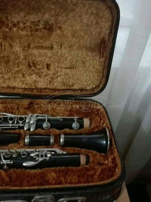 Κλαρίνο Jupiter Si ύφεση σαν καινούργιο με θήκη μεταφοράς