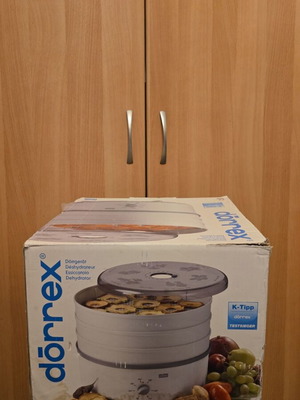 Food Dehydrator high quality, new for healthy preservation of fruits and herbs