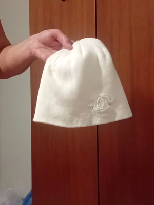 Children's hat white, like new