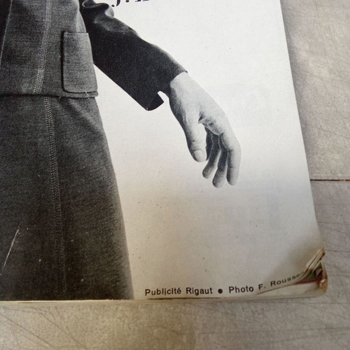 Fashion Guide Model Mannequin 1960s book used