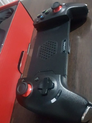 Gaming Controller used with Bluetooth and multiple features
