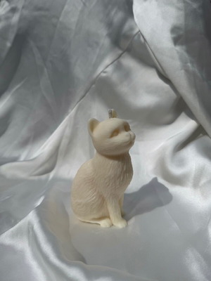 Vegetable candle cat new made of rapeseed wax