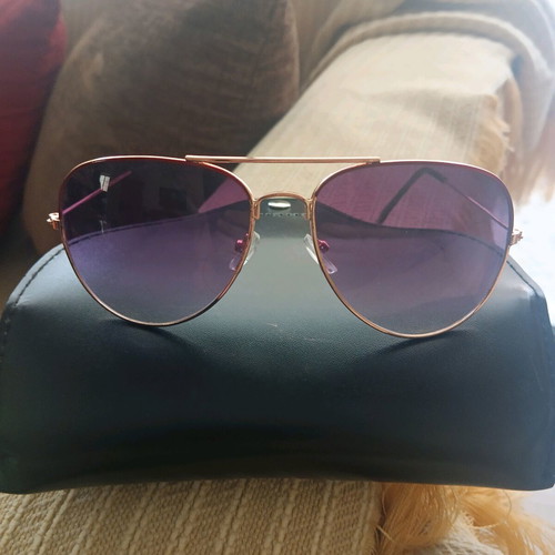 Sunglasses like new, black and red