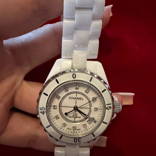 Ceramic wristwatch