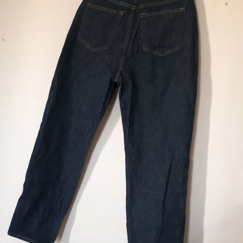 H&M mid-rise blue jeans new with rip, size M 38 10