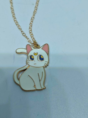 Sailor Moon Artemis White Cat Necklace with Gold Chain like new