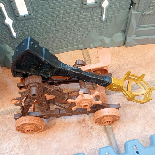 Chap Mei Castle with Catapult used