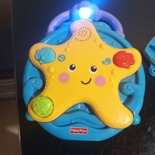 Sleep projector used with sea sounds and classic lullaby