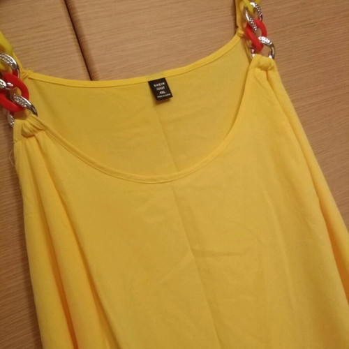 Dress long yellow like new, summer with chain pattern