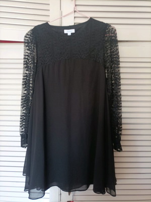 Black dress with lace used, size XS