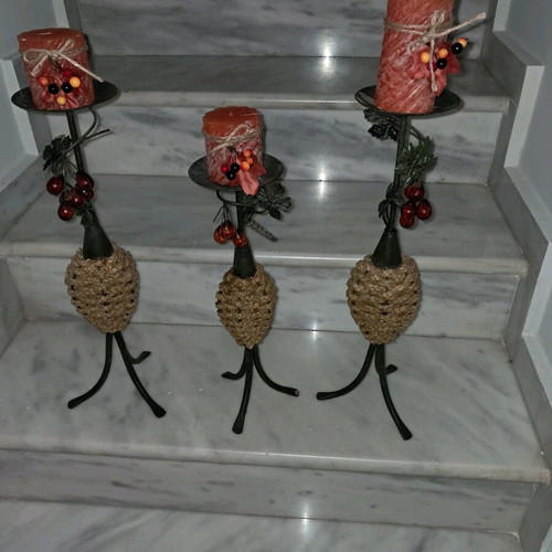 Set of 3 metal candlesticks new with decoration of plant fibers and glass grapes