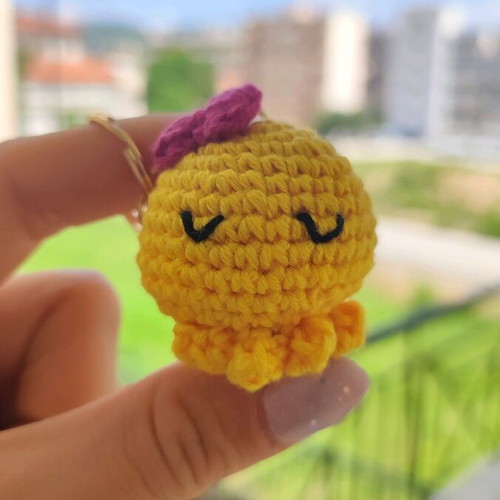 Knitted octopus keychain new with purple bow
