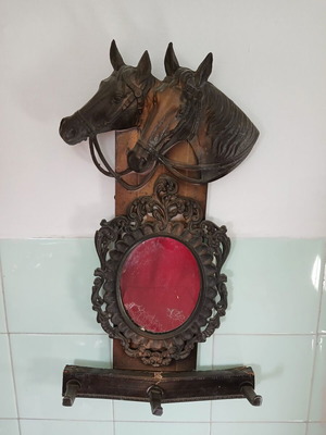 Wall mirror with 2 horses used
