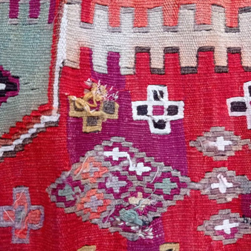 Handmade loom kilim used with beautiful patterns and vivid colors