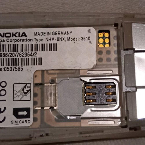 Κινητό Nokia 3510 μεταχειρισμένο, κόκκινο, ως έχει για ανταλλακτικά
