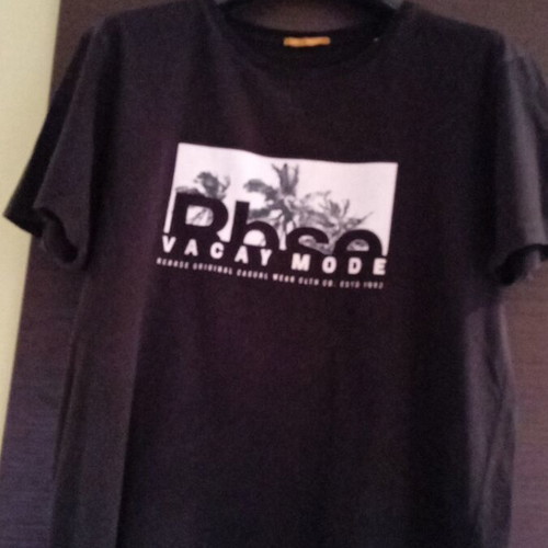 Out of board men's t shirt size M black like new