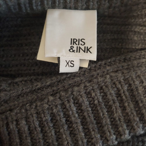 Iris & Ink Gray Wool Sweater Like New