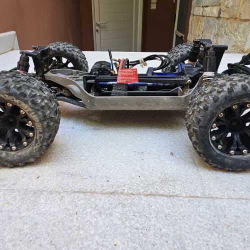 Traxxas Rustler 4x4 VXL RC car used with upgrades and lipo battery