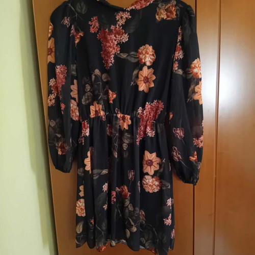 Black dress with flowers used, size M