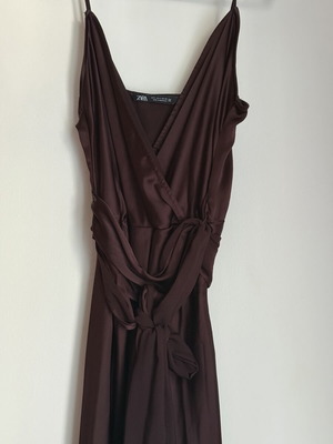 ZARA slip dress, brown, satin weave, long with belt