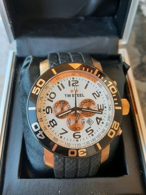 TW Steel TW77 wristwatch like new, black men's