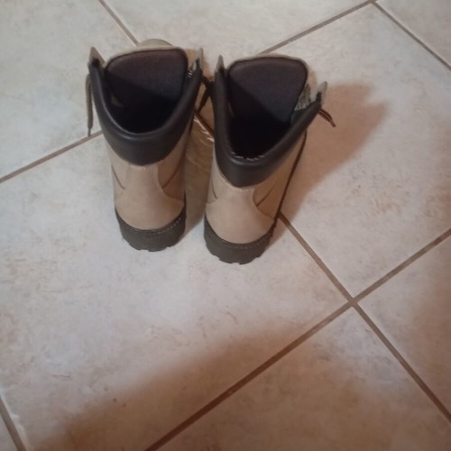 Roadsign hiking ankle boots size 40 beige new