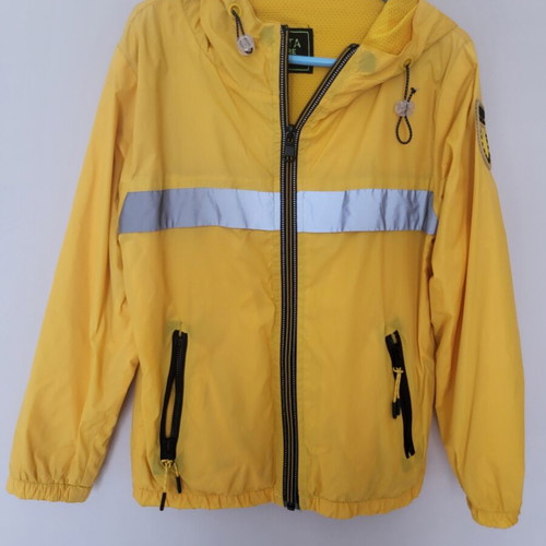 Windbreaker yellow for 6 years old, like new
