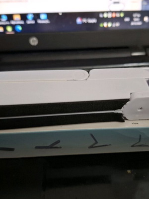 Βάση στήριξης για κινητό και tablet καινούργια ρυθμιζόμενη