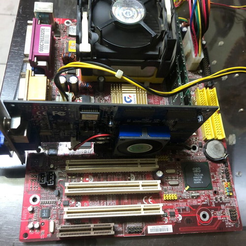 Complete motherboards used, pack of 478 with RAM, graphics cards and processors