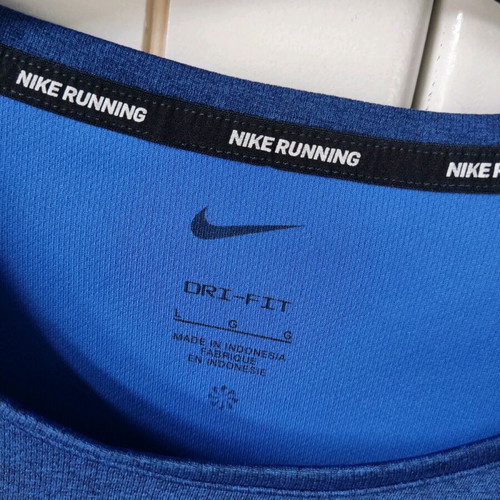 Nike running DRI-FIT athletic shirt like new, size L