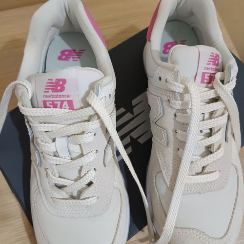 New Balance 574 sneakers like new, white and pink, size 40.5